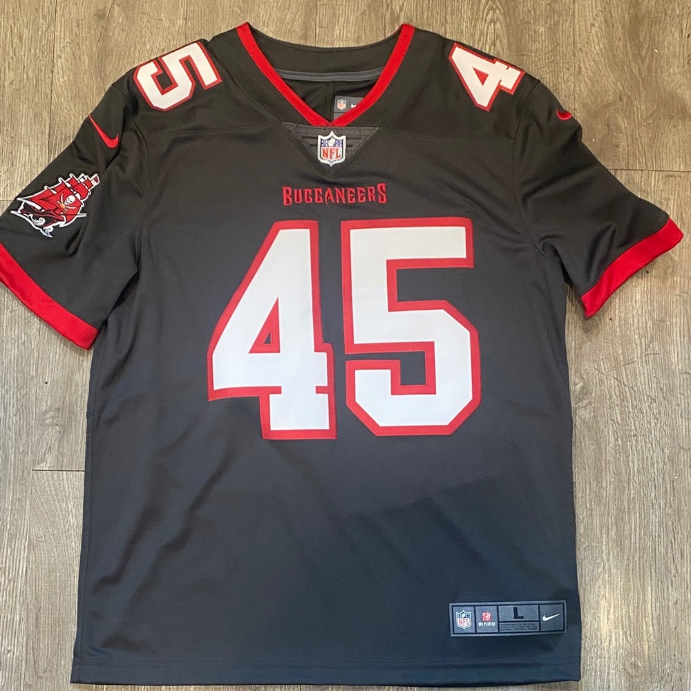 Nike Men's Pewter and Red Buccaneers Jersey